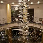 Chateau Rond Boutique & 3* Káto Loutrákion