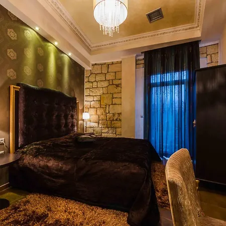 Chateau Rond Boutique & 酒店 3*