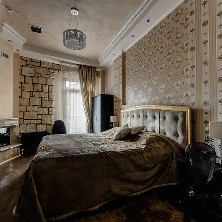 Chateau Rond Boutique & Ξενοδοχείο 3*