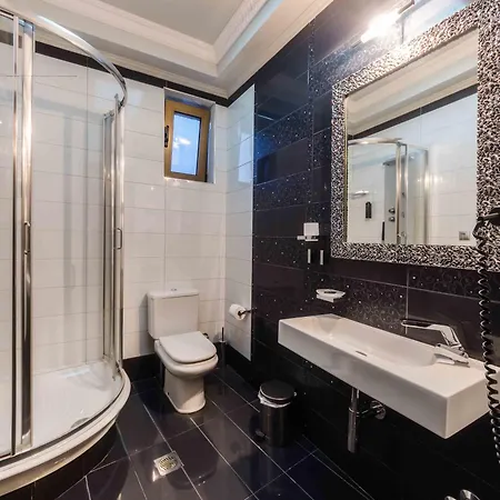 Chateau Rond Boutique & Ξενοδοχείο