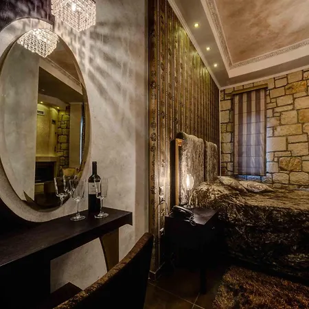 Ξενοδοχείο Chateau Rond Boutique & Káto Loutrákion