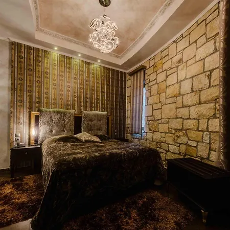 Chateau Rond Boutique & Ξενοδοχείο 3*