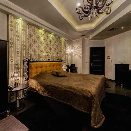 Chateau Rond Boutique & 3* Káto Loutrákion