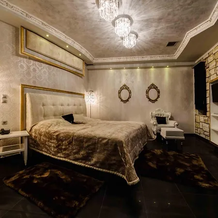 酒店 Chateau Rond Boutique & 3*