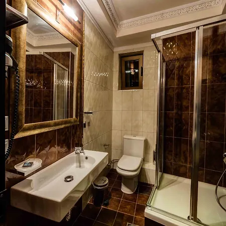 Chateau Rond Boutique & 酒店 Káto Loutrákion