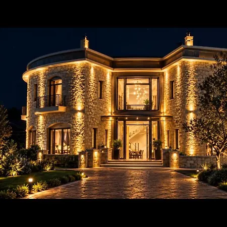 Chateau Rond Boutique & Káto Loutrákion