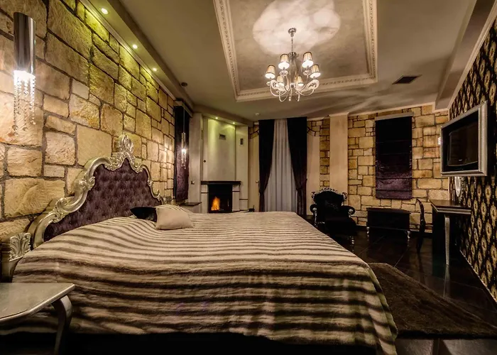 Chateau Rond Boutique &